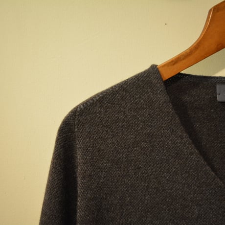 -seldom- V‐neck sweater　‐BROWN‐