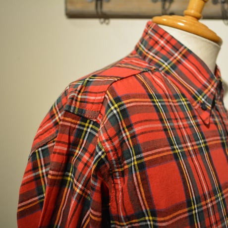 SASSAFRAS ‐green thunb shirt‐ tartan check (RED)
