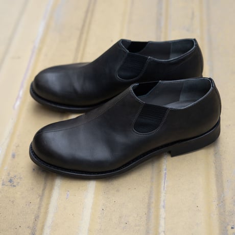 PHIGVEL‐MAKERS Co. × Lady White Co. PMLW-SH02 SPLIT SEAM SHOE（CHARCOAL / BLACK）
