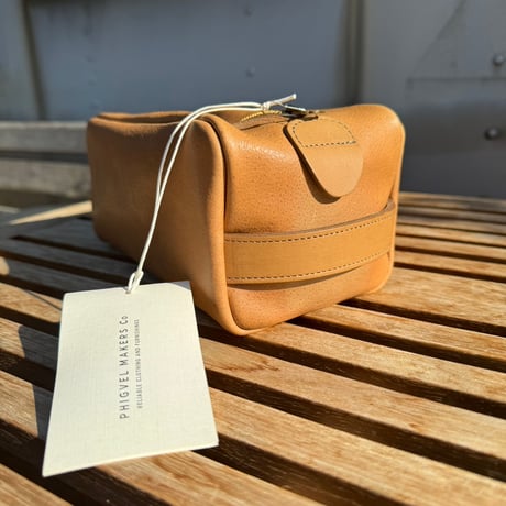 PHIGVEL‐MAKERS Co．Leather Kit Bag(Beige)