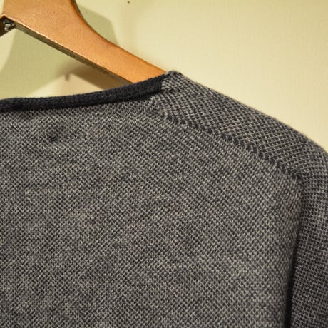 -seldom- V‐neck sweater　‐GRAY‐