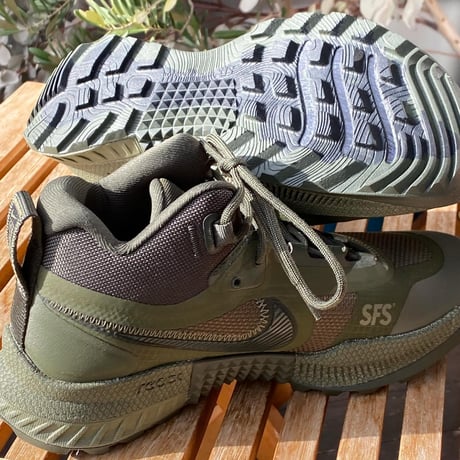 NIKE REACT CARBON