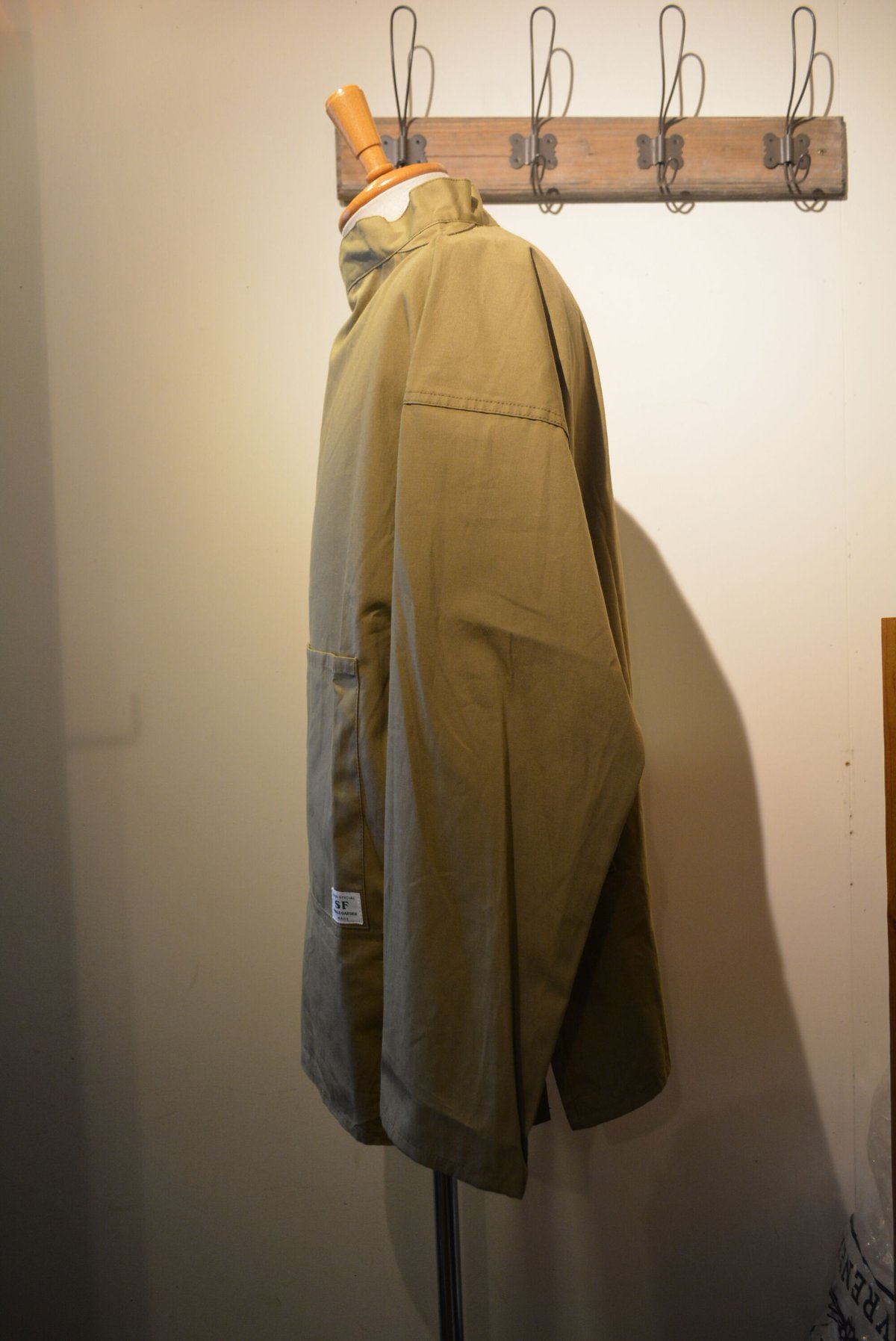 SASSAFRAS ‐Landscaper Smock‐ Beige Poplin | cre...