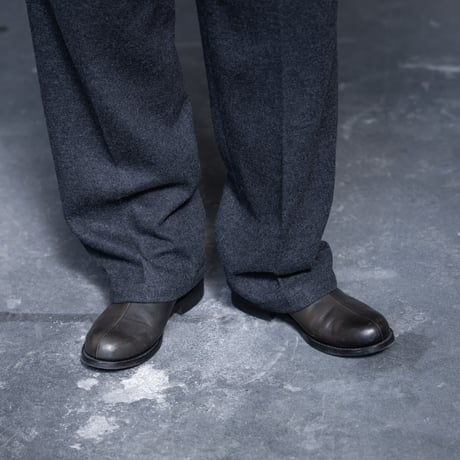 PHIGVEL‐MAKERS Co. × Lady White Co. PMLW-SH02 SPLIT SEAM SHOE（CHARCOAL / BLACK）