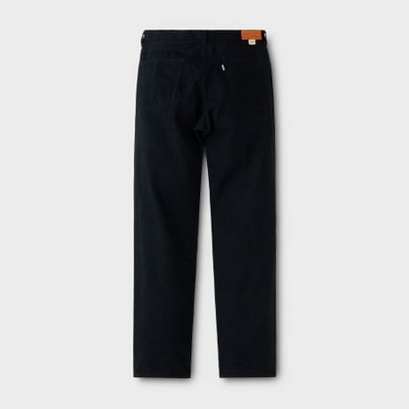 PHIGVEL‐MAKERS Co. 302BK CLASSIC BLACK JEANS (Regular-Black)