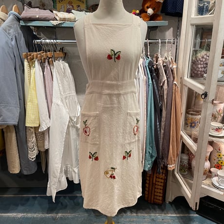 apron 486[ge749]