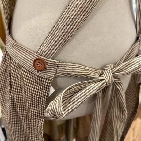 apron 649[ge583]