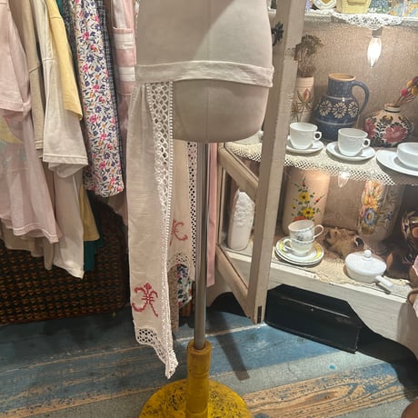 apron 523[ge67]