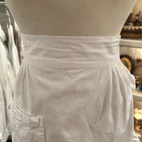apron329[ks84]