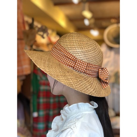 hat 136[ge944]