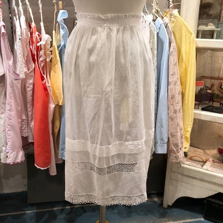 apron 406[ks103]