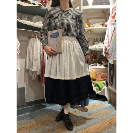 apron 665[na968]