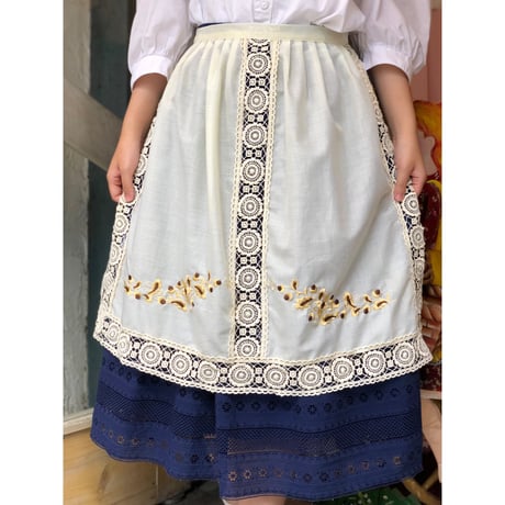 apron 579[ge640]