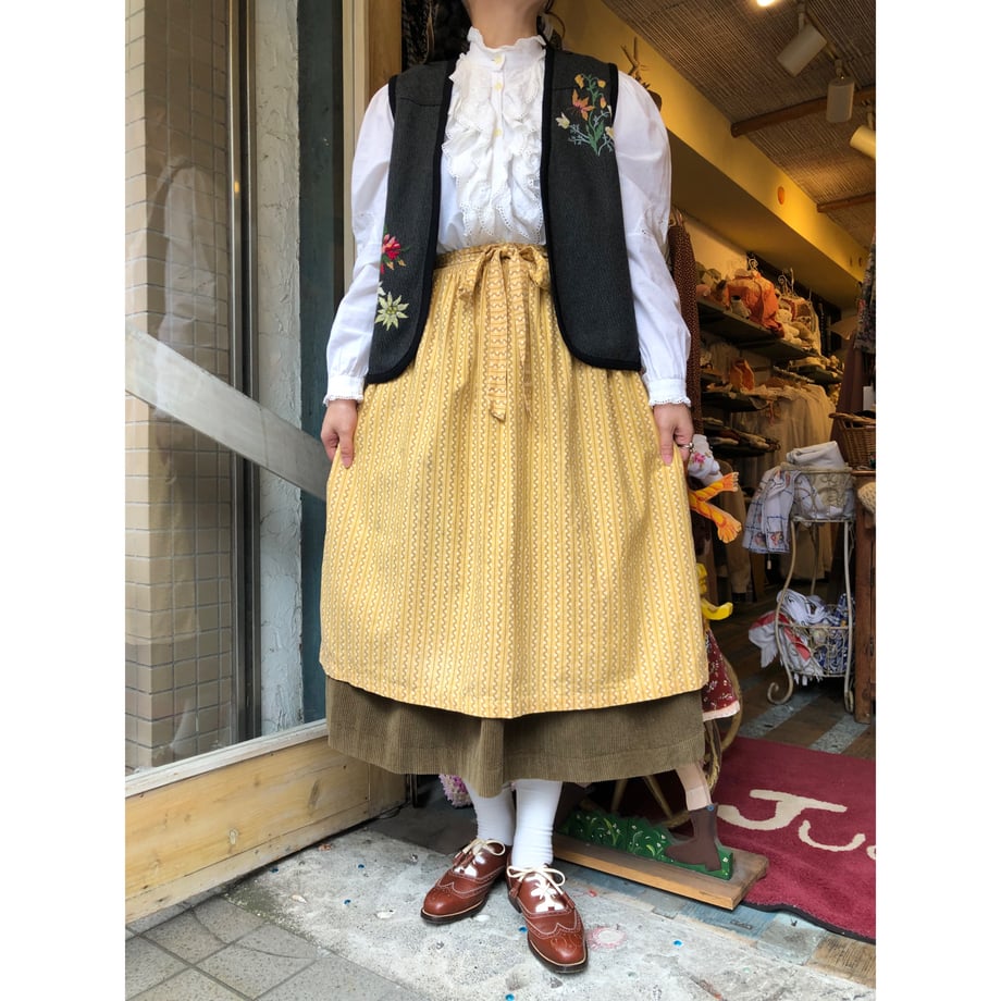 68ec5fb54adcc25a93c0f4ad