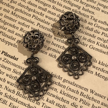 accessory 56[ge697]