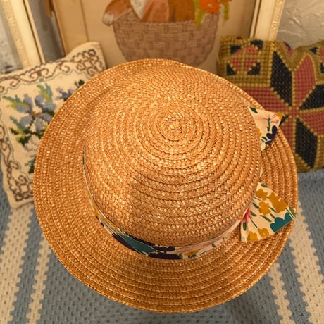 hat 216[na966]