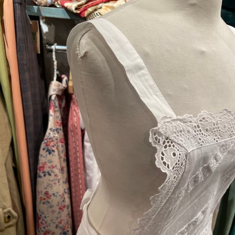 apron 475[ge714]