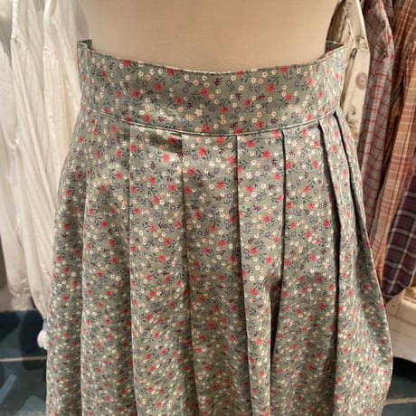 skirt 80[na136]