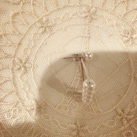 accessory 304[AA837]