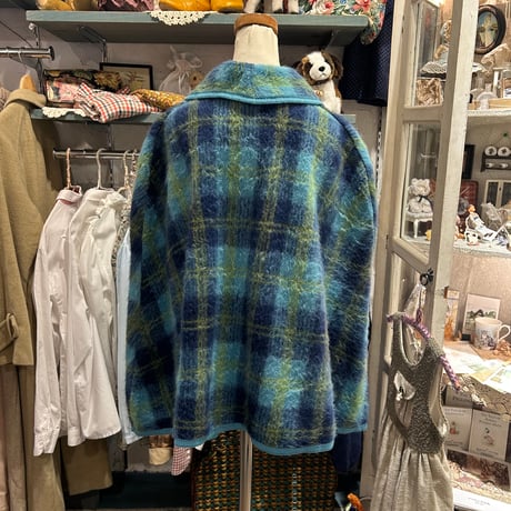 outer 920[ge115]