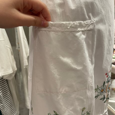 apron 572[ge462]