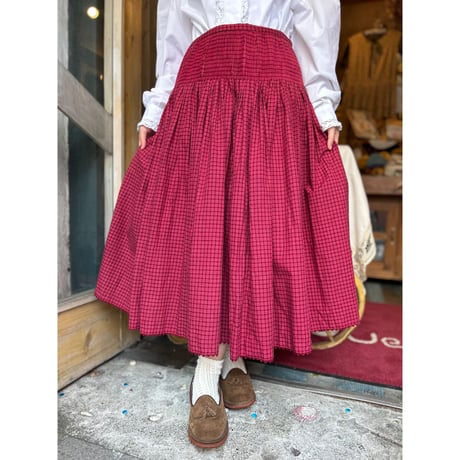 skirt 972[ks17]