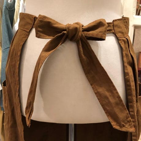 apron 437[ge147]