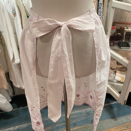 apron 419[ge105]