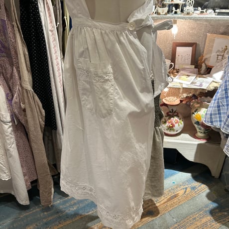 apron 646[ge576]