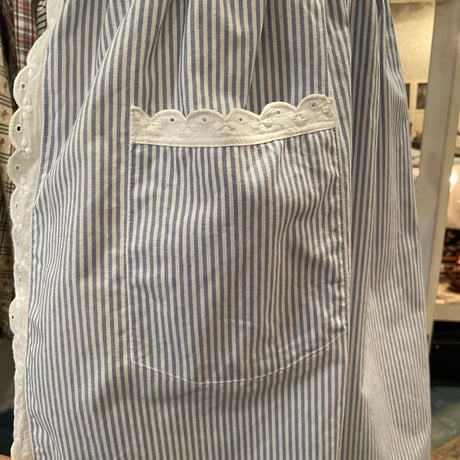 apron 348[ge702]