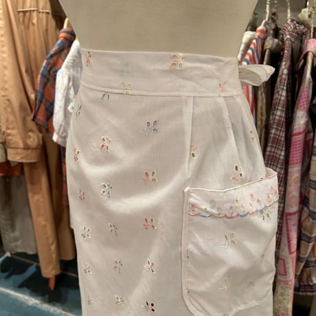 apron 374[na596]