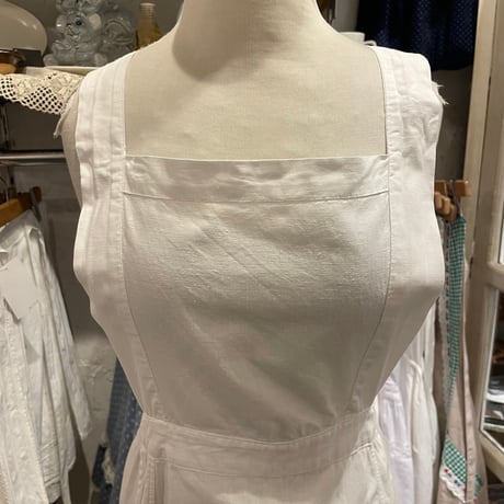 apron 697[ge167]