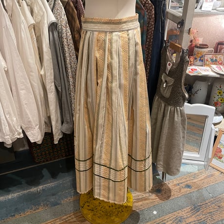 skirt 723[ge27]