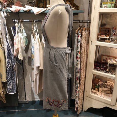 apron 436[ge144]