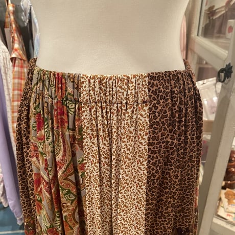 skirt586 [na368]