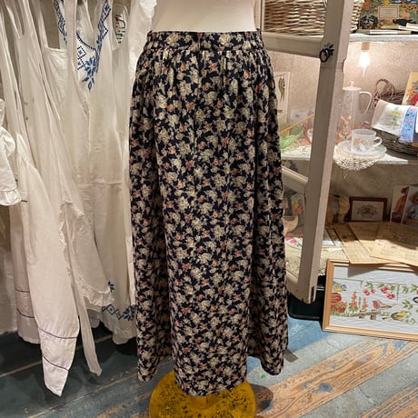 skirt 681[na162]