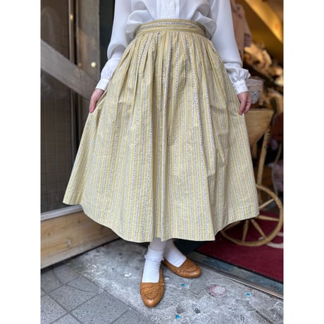 skirt 563[na580]