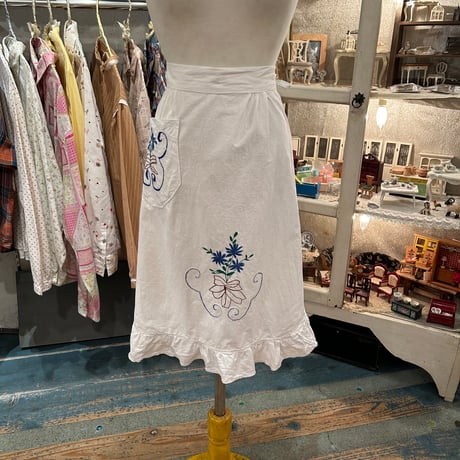 apron 386[na817]
