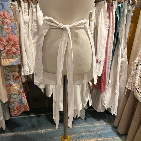 apron 669[na973]