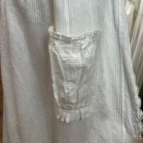 apron 495[ge825]