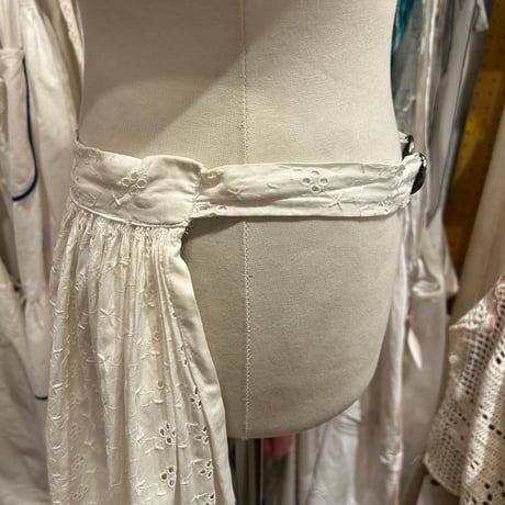 apron 665[na968]