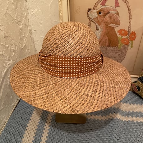 hat 136[ge944]