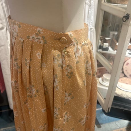 skirt 884[na243]
