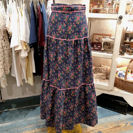 skirt 447[na272]