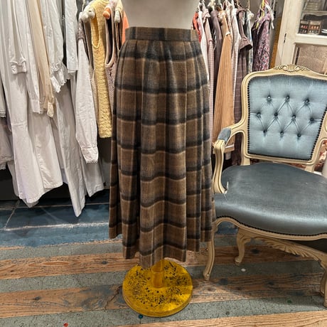 skirt 553[AR2]