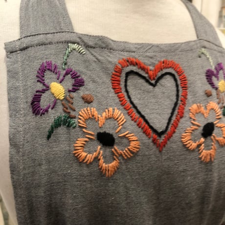 apron 436[ge144]