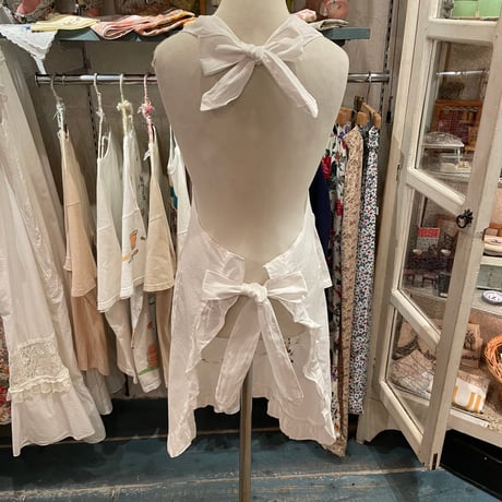 apron 427[ge113]
