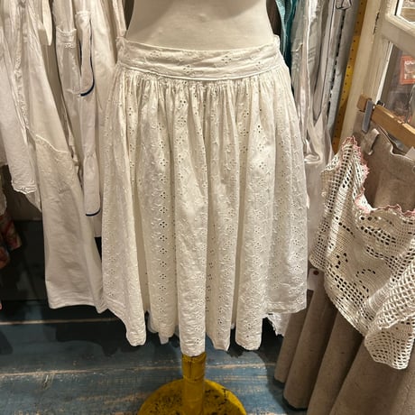 apron 665[na968]