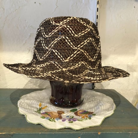 hat 40[MAD-85]