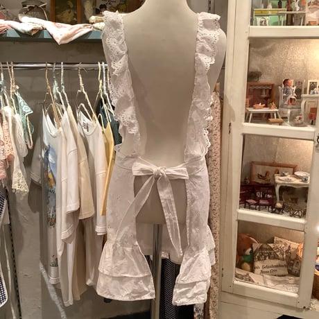 apron 433[ge136]